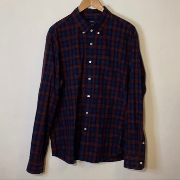 BUNDLE (3) JCREW BUTTON DOWNS - Picture 5 of 9